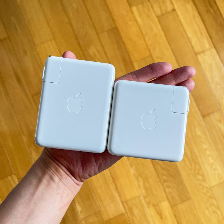 14インチMacBook Proと16インチMacBook Proの純正充電器