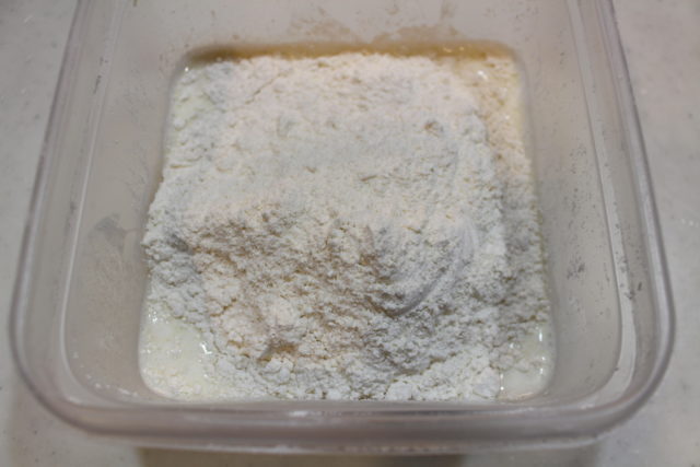 人気のもちもち牛乳バナナ蒸しパンのレシピ。卵なしでホットケーキミックスで簡単作り方。 9 人気のもちもち牛乳バナナ蒸しパンのレシピ。卵なしでホットケーキミックスで簡単作り方。 IMG 8759 人気のもちもち牛乳バナナ蒸しパンのレシピ。卵なしでホットケーキミックスで簡単作り方。