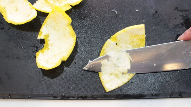 大根の大量消費におすすめレシピ。日持ちするぽりぽり柚子大根の甘酢漬けの簡単作り方。大根1/2本使い切り! 6 大根の大量消費におすすめレシピ。日持ちするぽりぽり柚子大根の甘酢漬けの簡単作り方。大根1/2本使い切り! IMG 4711 大根の大量消費におすすめレシピ。日持ちするぽりぽり柚子大根の甘酢漬けの簡単作り方。大根1/2本使い切り!