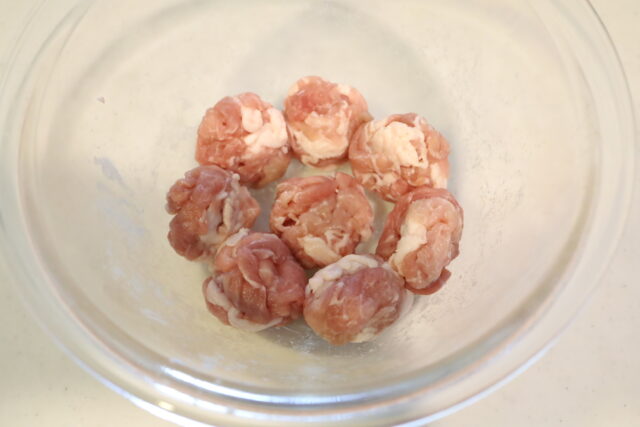 てりてりねぎだれ豚肉ボールのレンジで簡単レシピ。 3 てりてりねぎだれ豚肉ボールのレンジで簡単レシピ。 IMG 0098 てりてりねぎだれ豚肉ボールのレンジで簡単レシピ。