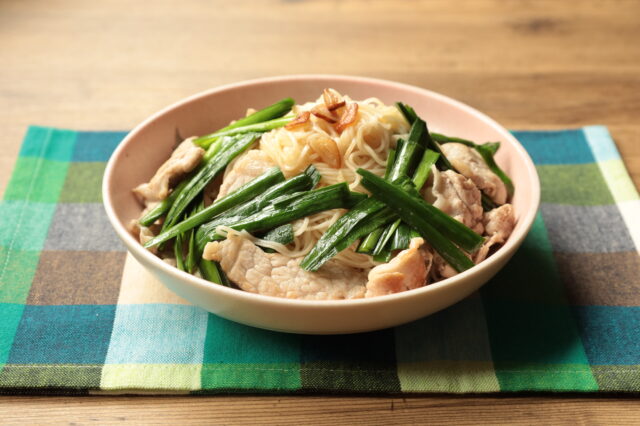 ニラがシャキシャキ!節約レシピ!やみつき絶品そうめんチャンプルーの豚肉で簡単作り方。 1 ニラがシャキシャキ!節約レシピ!やみつき絶品そうめんチャンプルーの豚肉で簡単作り方。 IMG 9954 ニラがシャキシャキ!節約レシピ!やみつき絶品そうめんチャンプルーの豚肉で簡単作り方。