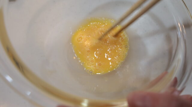 材料3つで10分で完成!レンジで人気のしっとり濃厚ガトーショコラの簡単レシピ。生クリームなし!小麦粉なし! 7 材料3つで10分で完成!レンジで人気のしっとり濃厚ガトーショコラの簡単レシピ。生クリームなし!小麦粉なし! IMG 0926 材料3つで10分で完成!レンジで人気のしっとり濃厚ガトーショコラの簡単レシピ。生クリームなし!小麦粉なし!