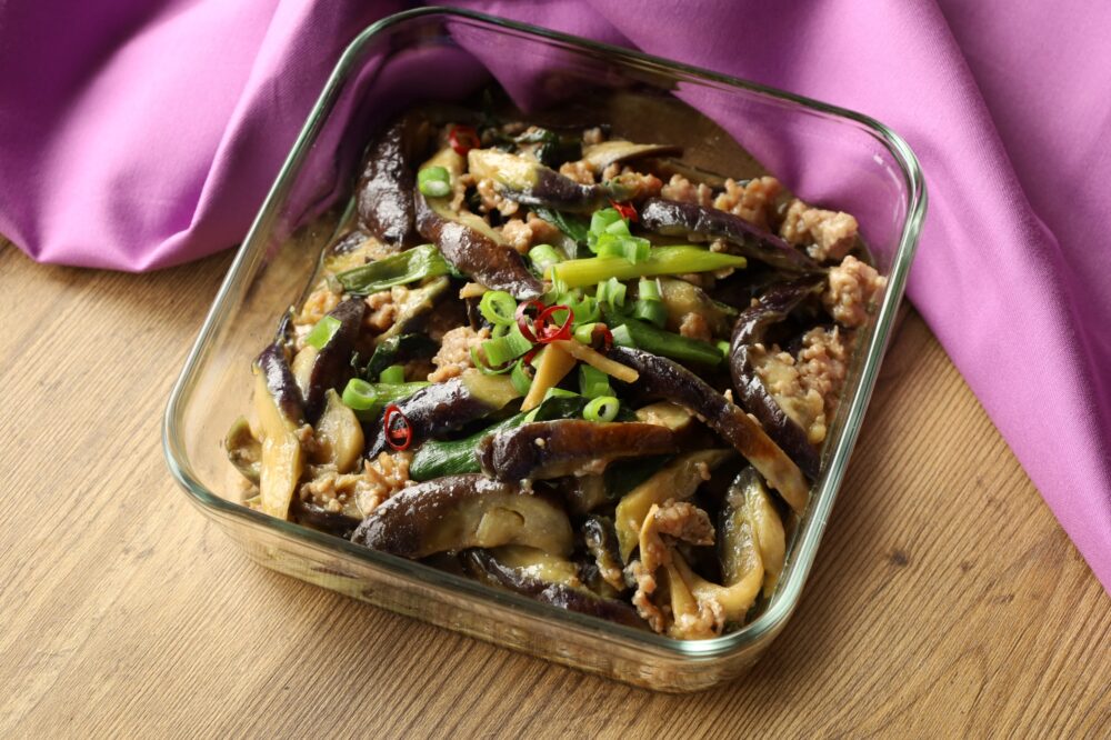 なすの大量消費に!人気のなすの揚げびたしの作り置きレシピ。めんつゆごま油で簡単!フライパンでまるでプロの味。 32 なすの大量消費に!人気のなすの揚げびたしの作り置きレシピ。めんつゆごま油で簡単!フライパンでまるでプロの味。 IMG 8521s なすの大量消費に!人気のなすの揚げびたしの作り置きレシピ。めんつゆごま油で簡単!フライパンでまるでプロの味。