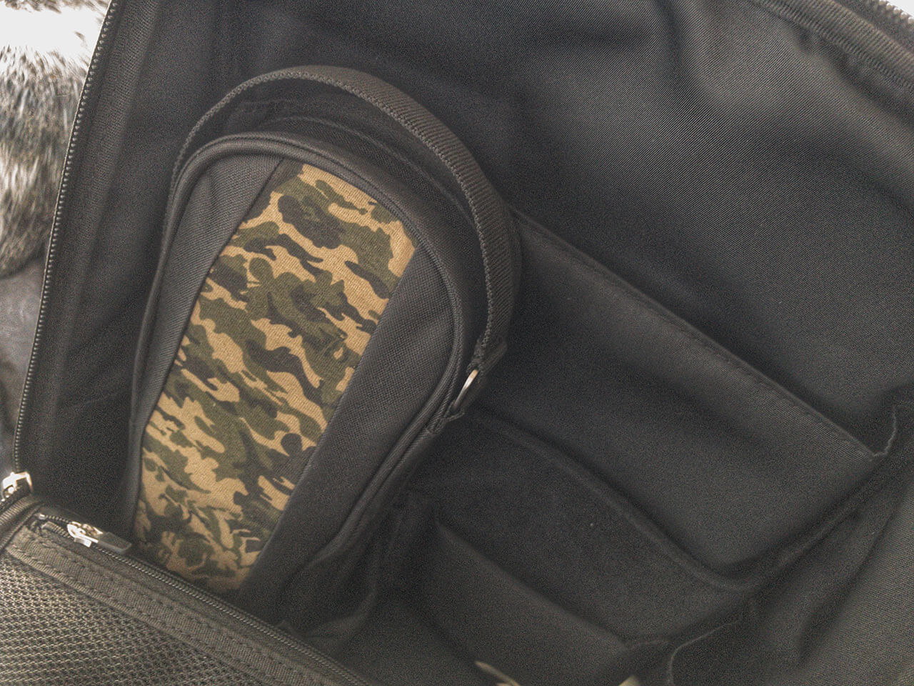 The Power Packer × ひらくPCバッグmini