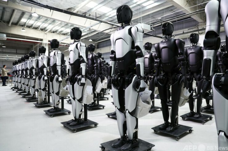 量産工場で出荷を待つロボットたち=2025年12月8日撮影・資料写真(c)CNS:湯彦俊