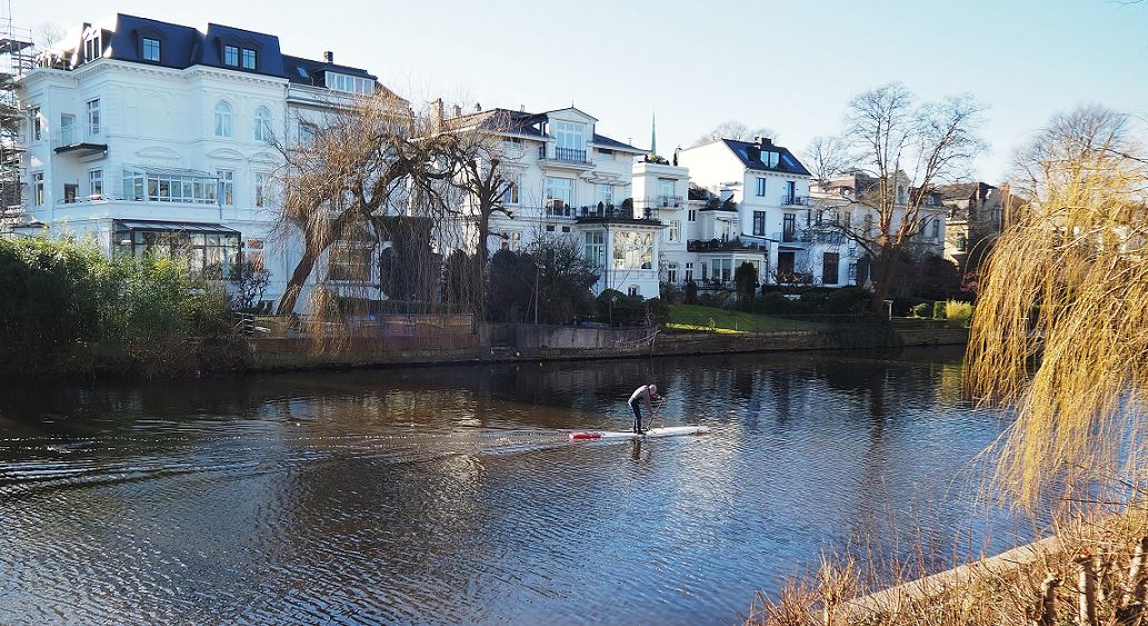 Hamburg - Alsterufer (Leinpfad) - Stand Up Paddling ... (SUP)