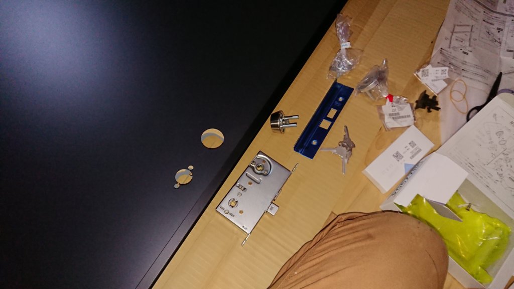 ドア本体用のパーツ