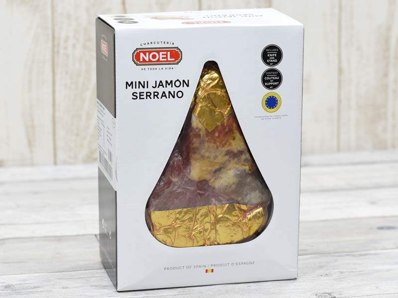 コストコで生ハム原木を買うならミニサイズ版『NOEL 骨なしハモンセラーノ』が推し! 使い切りやすくて現実的な大きさ