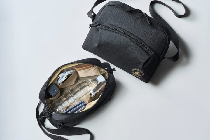 【激レアの金ロゴ!】50周年記念!キャプテンスタッグの10ポケットショルダーバッグが豪華すぎる!