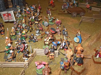 Going hand to hand in the battle royal