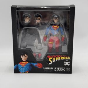 MAFEX Superboy