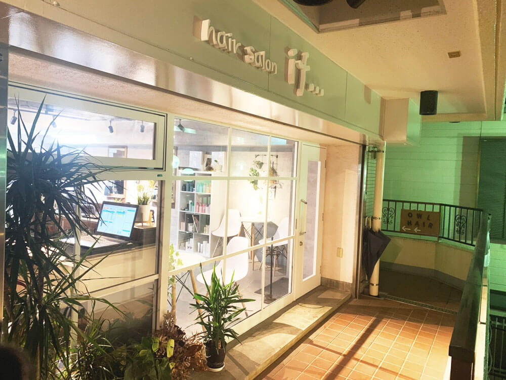 ヘアサロン 外観看板 オシャレ