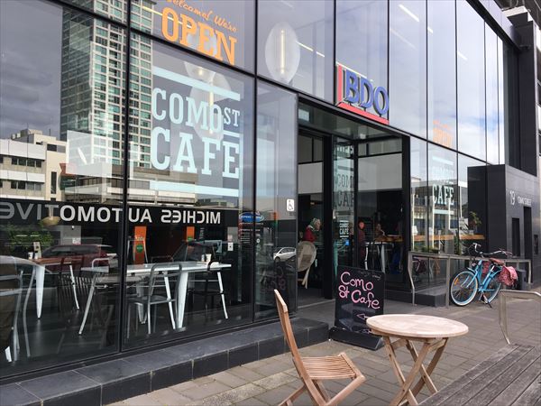 オークランド/タカプナのカフェ、COMO STREET CAFE