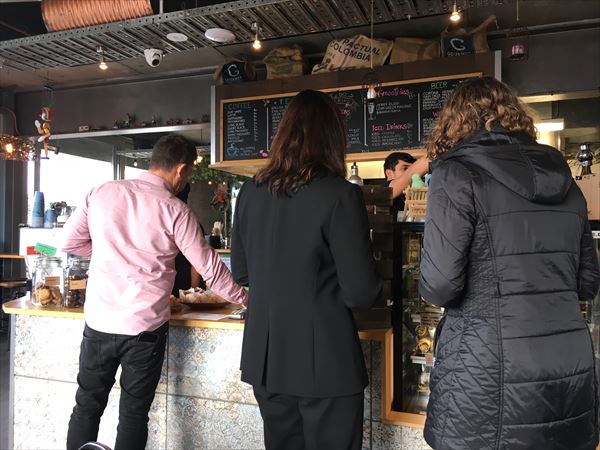 イーデンテラスのカフェへのアクセス