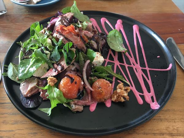 HALRAN PEPPERの料理メニューはおしゃれ