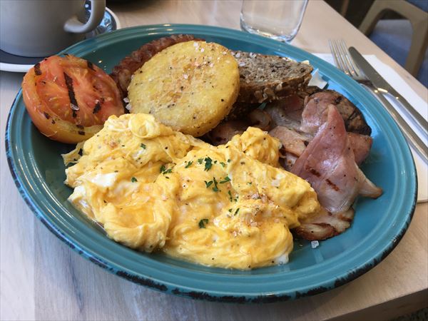Eden Bistroのビッグブレックファースト