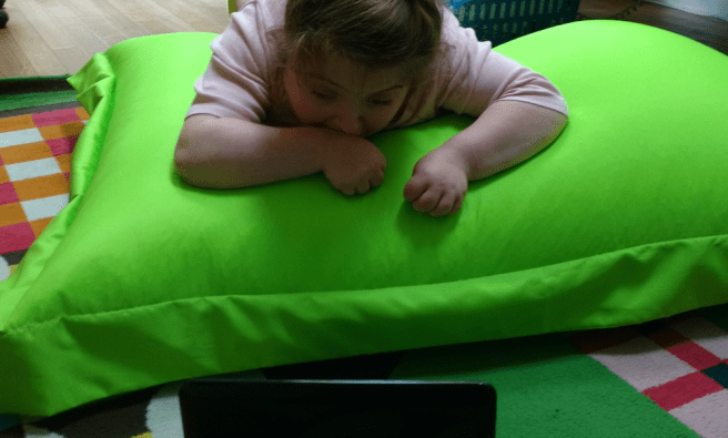 b-smiley-and-the-bean-bag