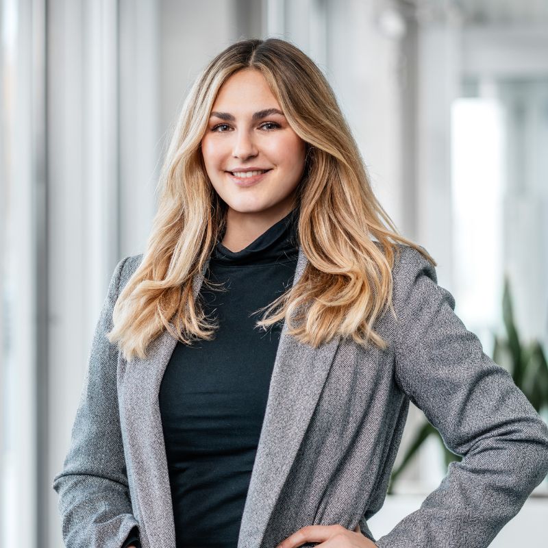 Half-length portrait of Nathalie Böhning
