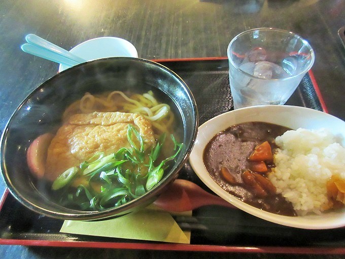 ゆう悠のきつねうどん・カレーセット