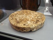 220px-bog_butter_-_ulster_museum