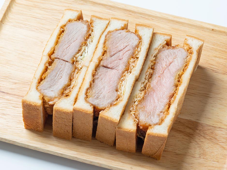 特選厚切りヒレかつサンド(写真)