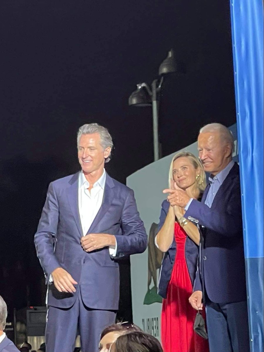 Photograph of Gavin Newsom, First Partner Siebel-Newsom and President of the United States, Joe Biden.