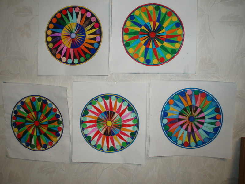 第二回(7/14) 色彩のアトリエ「まんだらぬり絵」_d0070971_18365967.jpg