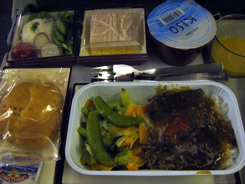 アシアナ航空って素敵☆エコノミー機内食_f0234427_18305414.jpg