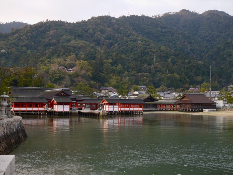 厳島詣 朝日_f0169147_20202899.jpg