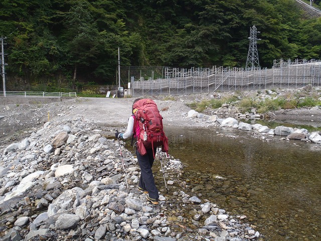 白峰南陵 地味だけど超キツイ笹山ダイレクト尾根!_c0147398_19362052.jpg