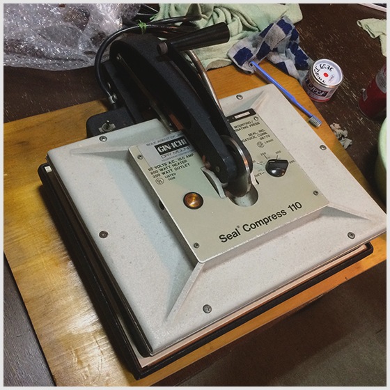 暗室日記45 ドライマウントプレス機を導入する 1_e0192530_2172043.jpg