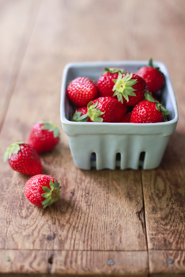 さくさく、ジューシー: 季節の果物のタルト (3) 春編_d0008146_16094944.jpg