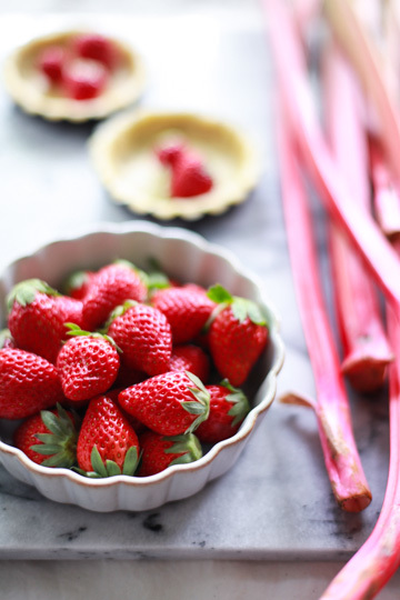 さくさく、ジューシー: 季節の果物のタルト (3) 春編_d0008146_21250043.jpg