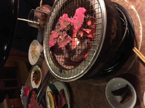 年に2回の焼き肉とログキャビンのバッグ完成!_a0291938_16456100.jpg