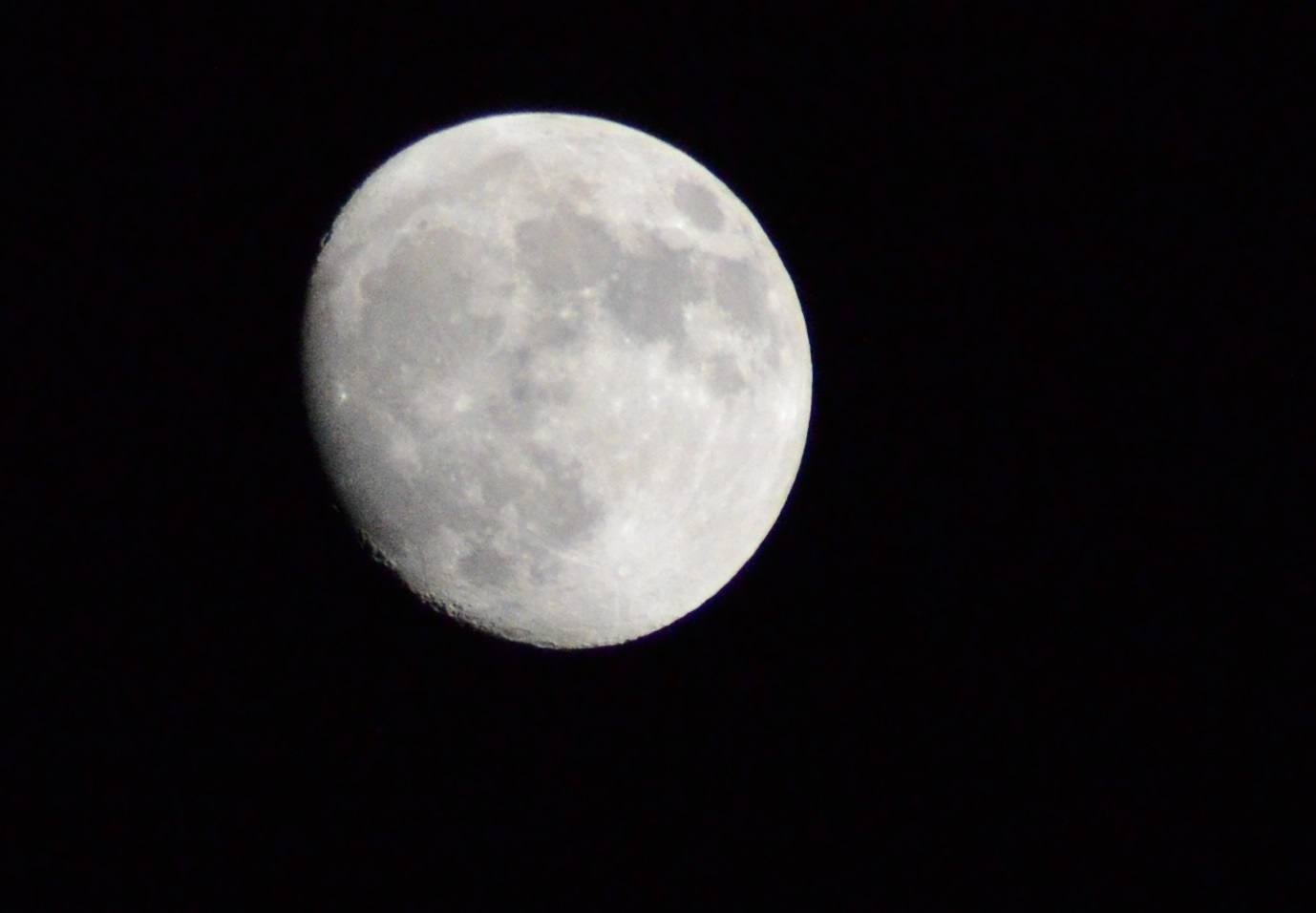 2016年のスーパームーンの前日_f0370851_15025739.jpg