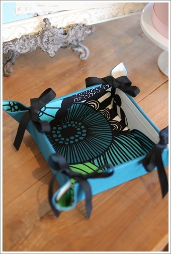 カルトナージュ 生徒さん作品_b0176999_21495675.jpg