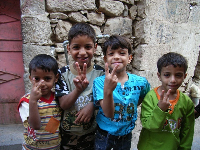 私の幸福のアラビア「イエメン」は今 飢餓とコレラに苦しんでいる!_b0287088_20421763.jpg