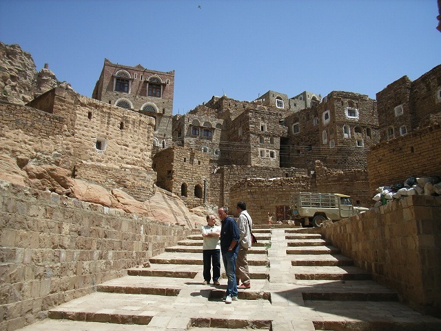 私の幸福のアラビア「イエメン」は今 飢餓とコレラに苦しんでいる!_b0287088_20452549.jpg