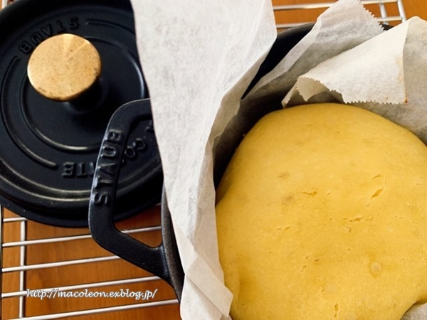 ストウブでぱん_a0344633_17420718.jpg