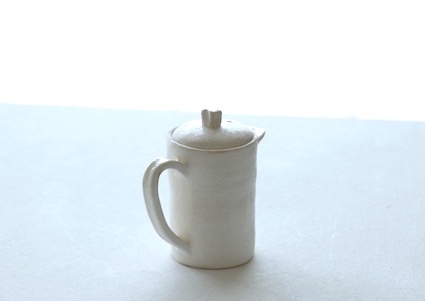 粉引きのティーポット大小_b0387479_09284269.jpg