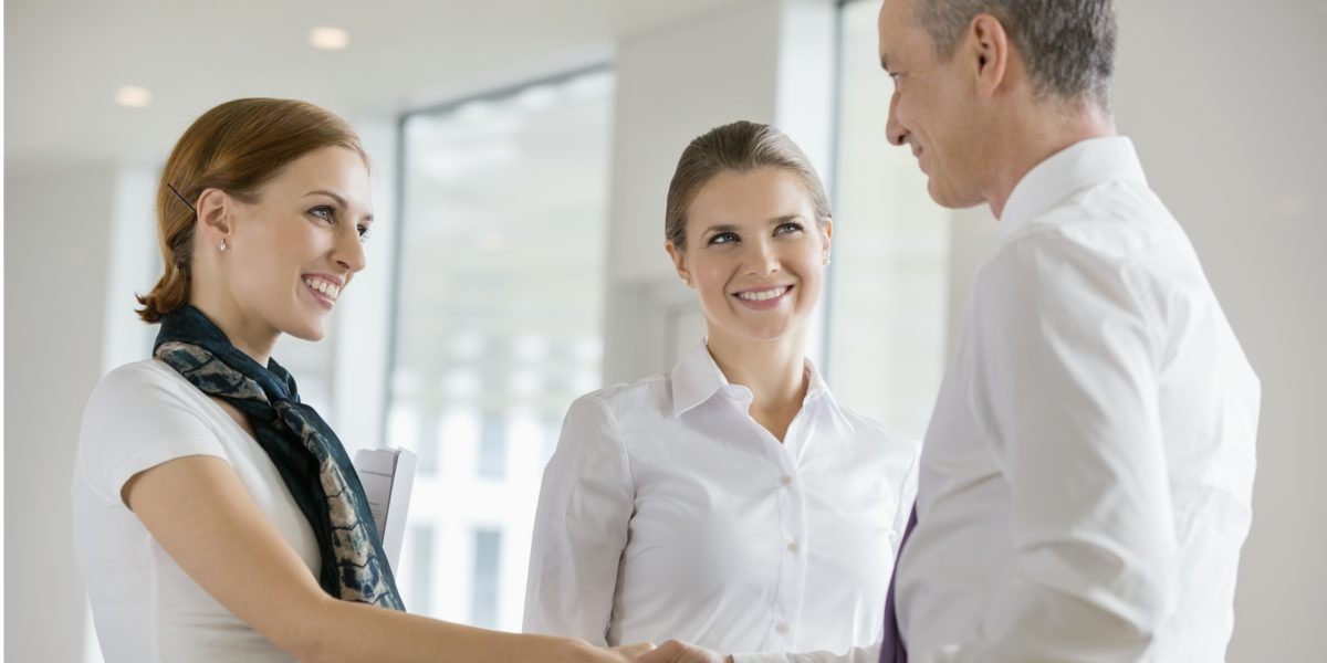 Stefan shares 7 networking tips that will help you build your business and work a room like a pro