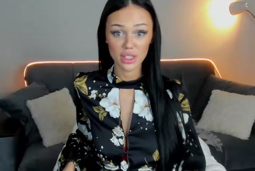 Luanna Ray – You won’t be able to keep your eyes off me once you click