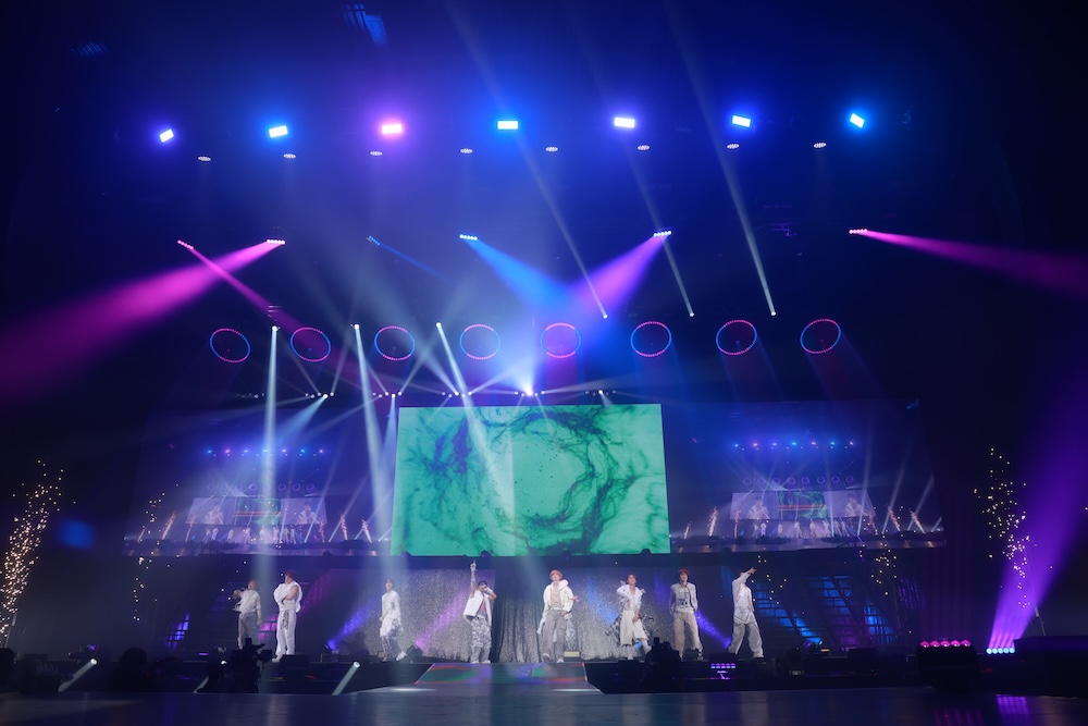 OCTPATH/『OWV・OCTPATH MASHUP LIVE 2025 TWO THRONE』2025年12月13日の公演より(撮影=山口比佐夫)