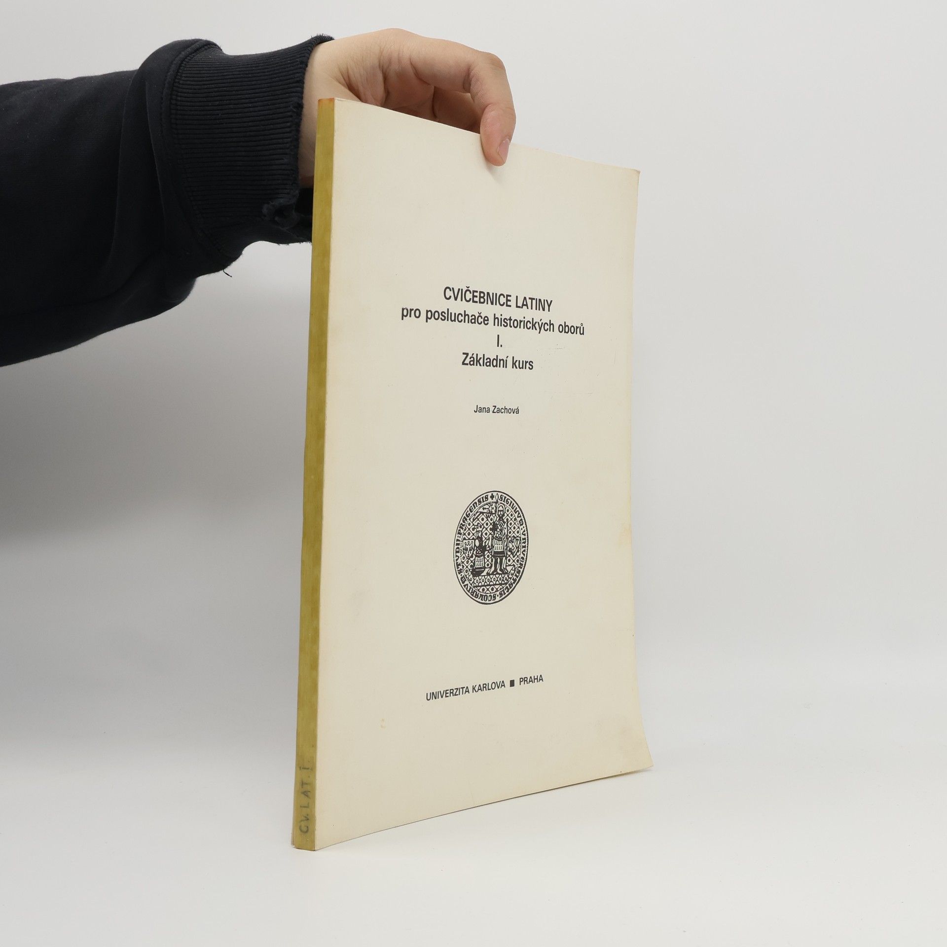 Cvičebnice latiny pro posluchače historických oborů