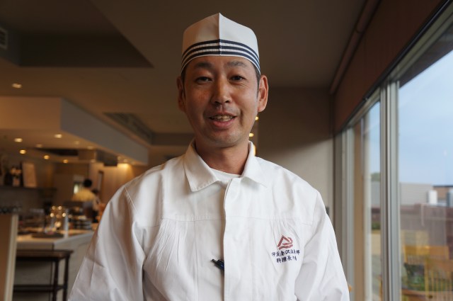 【シェフ呼んでみた】伊豆最強の絶景温泉・赤沢温泉ホテルの魚がやたらウマイ → 料理長に聞いた「力技すぎる理由」 【シェフ呼んでみた】伊豆最強の絶景温泉・赤沢温泉ホテルの魚がやたらウマイ → 料理長に聞いた「力技すぎる理由」