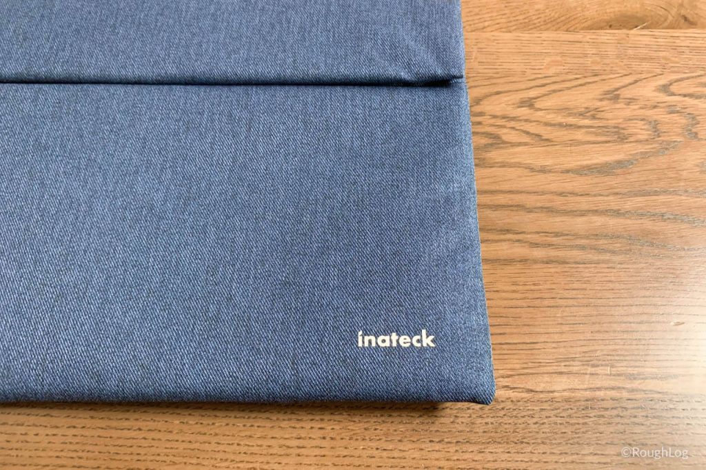 前面にワンポイントでInateckのロゴがプリント