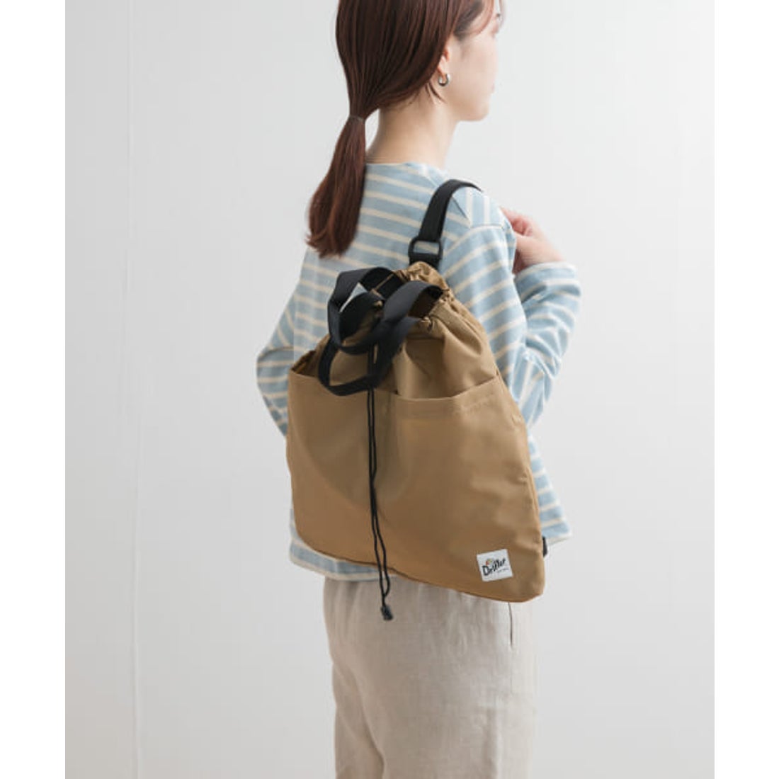 URBAN RESEARCH DOORS(アーバンリサーチ ドアーズ) 『別注』DRIFTER×DOORS ナップサック (TAN) URBAN RESEARCH DOORS(アーバンリサーチ ドアーズ) 『別注』DRIFTER×DOORS ナップサック (TAN)