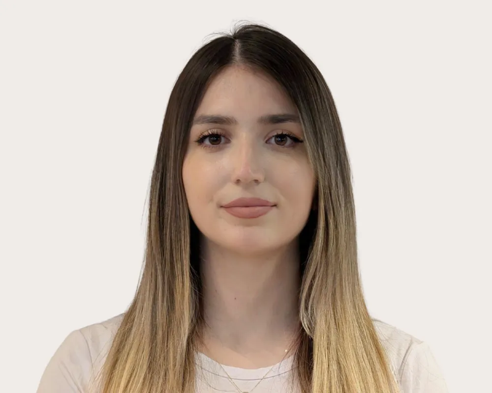 Julie Mesi Julie Mesi Marketing Communications Manager