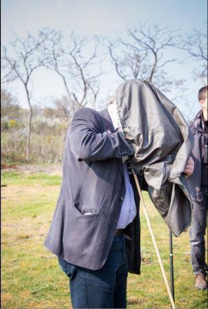 Simon head in net compressed