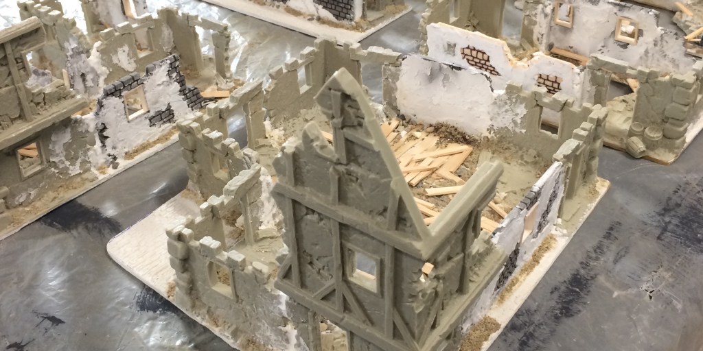 Malval table – Kits & Bits